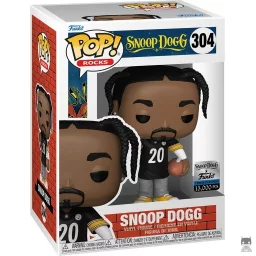 Snoop Dogg in Steelers Jersey
