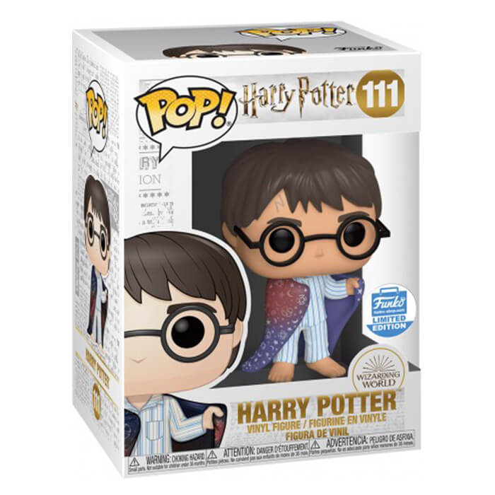 Harry Potter under Invisibility cloak dans sa boîte