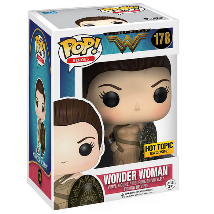 Wonder Woman Amazon dans sa boîte